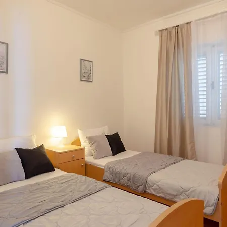 Tomas No.2 Apartmán