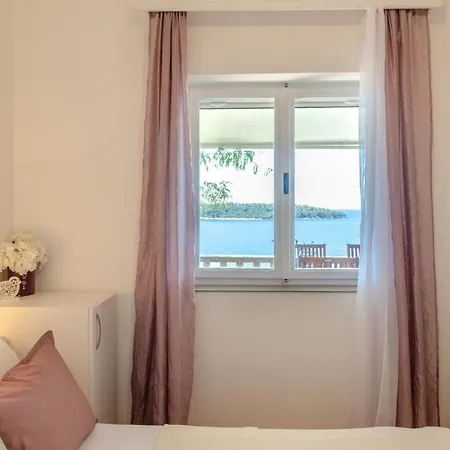 Tomas No.2 アパート プリズバ