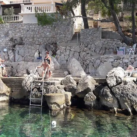 Tomas No.2 アパート プリズバ